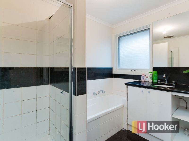67 Wallace Road, Cranbourne VIC 3977