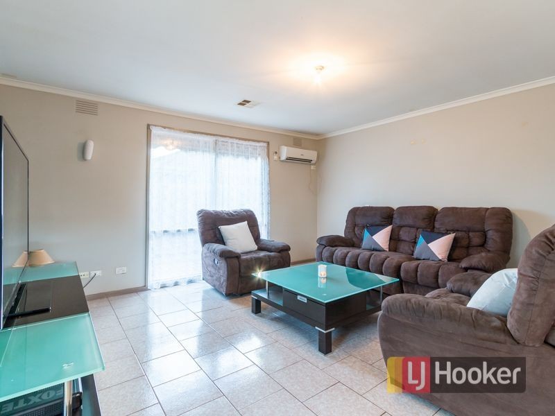 15 Roma Avenue, Cranbourne VIC 3977