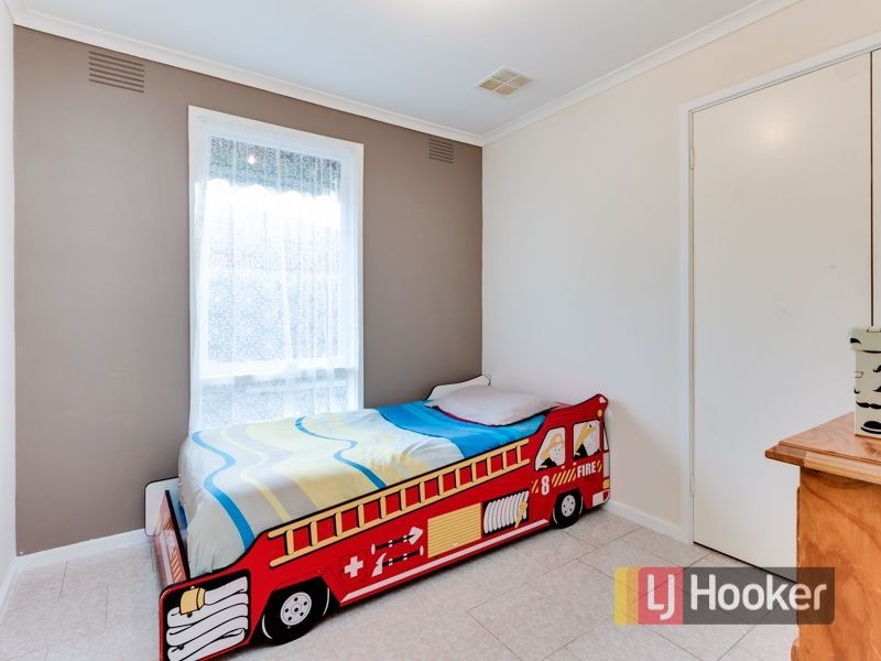 15 Roma Avenue, Cranbourne VIC 3977