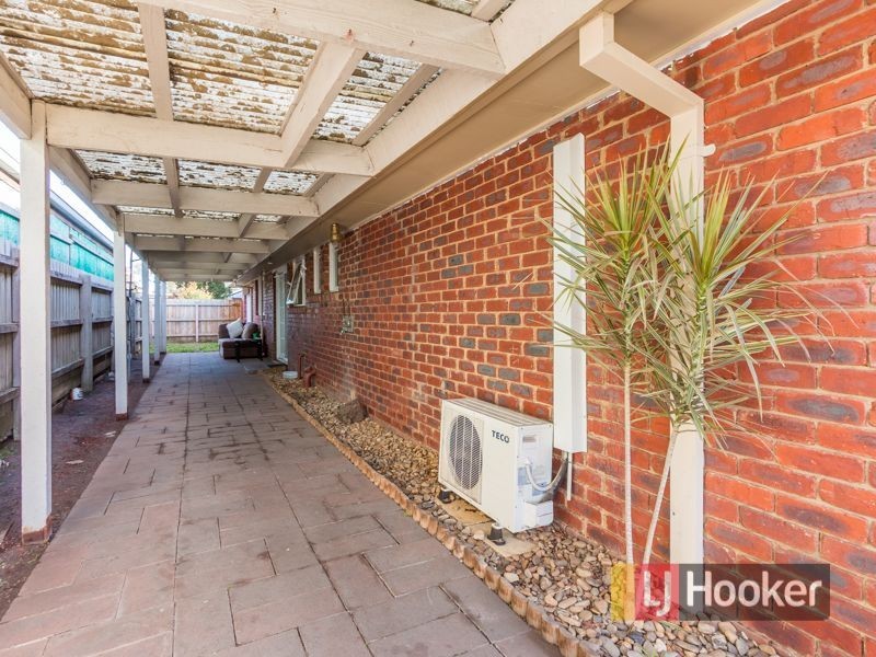 15 Roma Avenue, Cranbourne VIC 3977