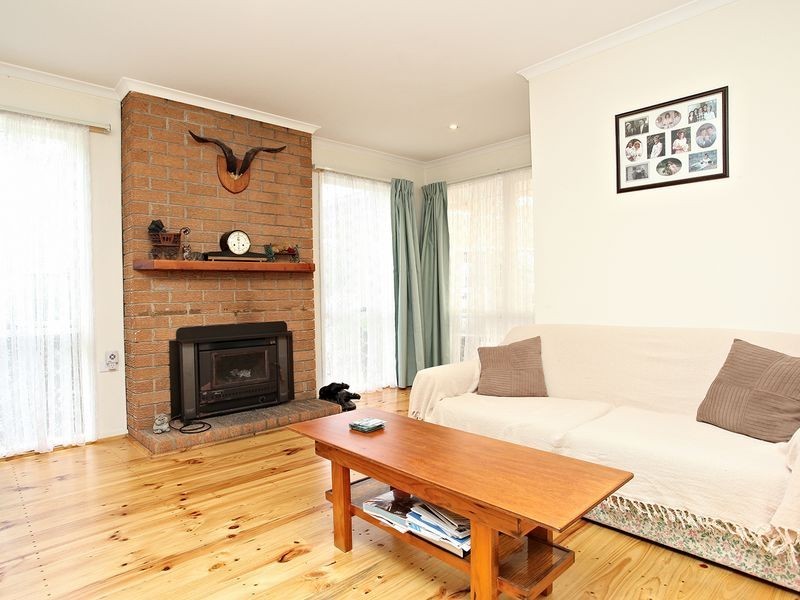 35 Bourke Road, Cranbourne VIC 3977