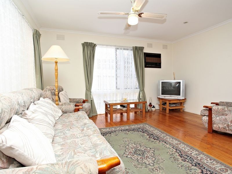 35 Bourke Road, Cranbourne VIC 3977