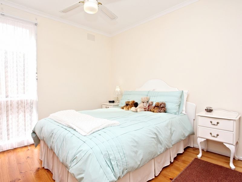 35 Bourke Road, Cranbourne VIC 3977