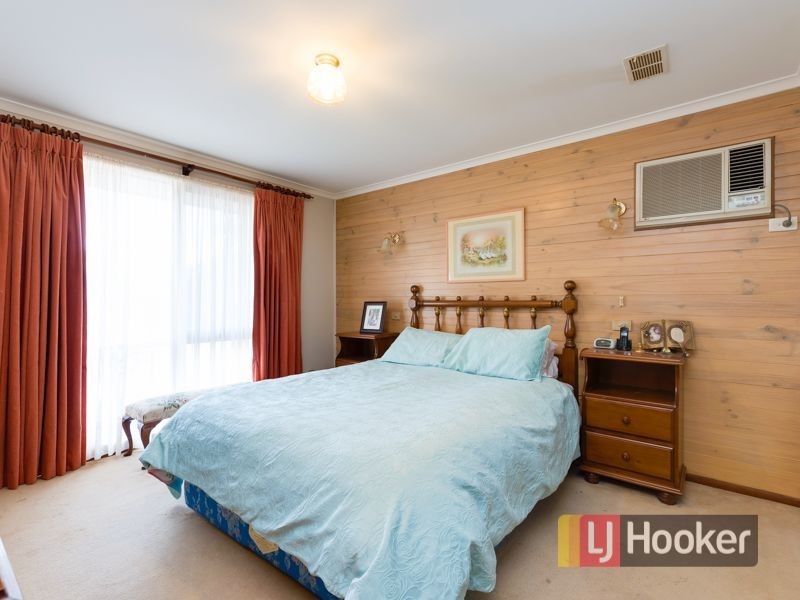 11 Curtis Court, Cranbourne VIC 3977