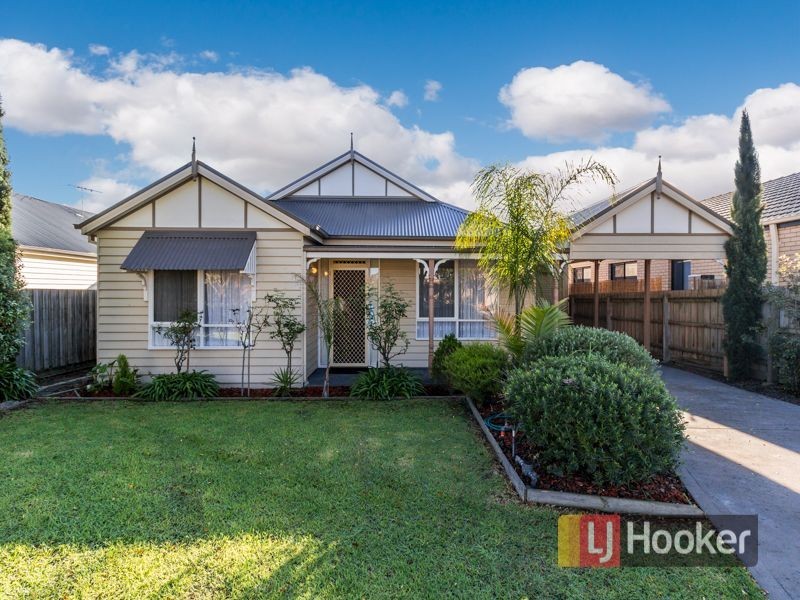 19 Baynton Crescent, Lynbrook VIC 3975
