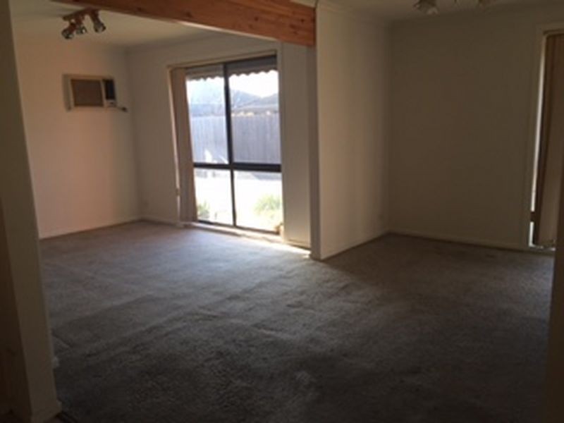 1/11 Lecky Street, Cranbourne VIC 3977