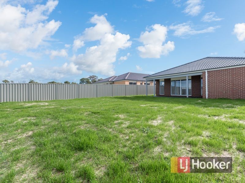 21 Spencer Circuit, Cranbourne East VIC 3977