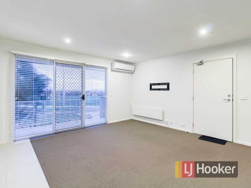 52 Aleppo Place, Cranbourne VIC 3977