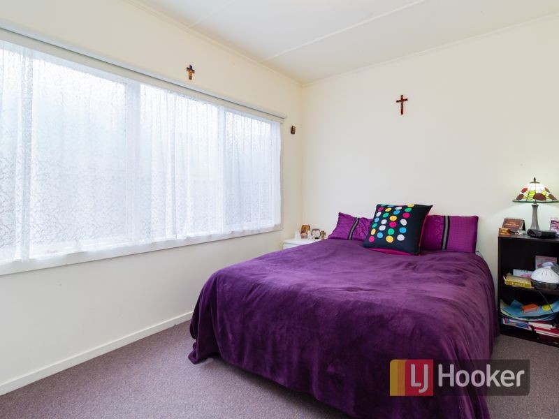 27 Ainsleigh Court, Cranbourne VIC 3977