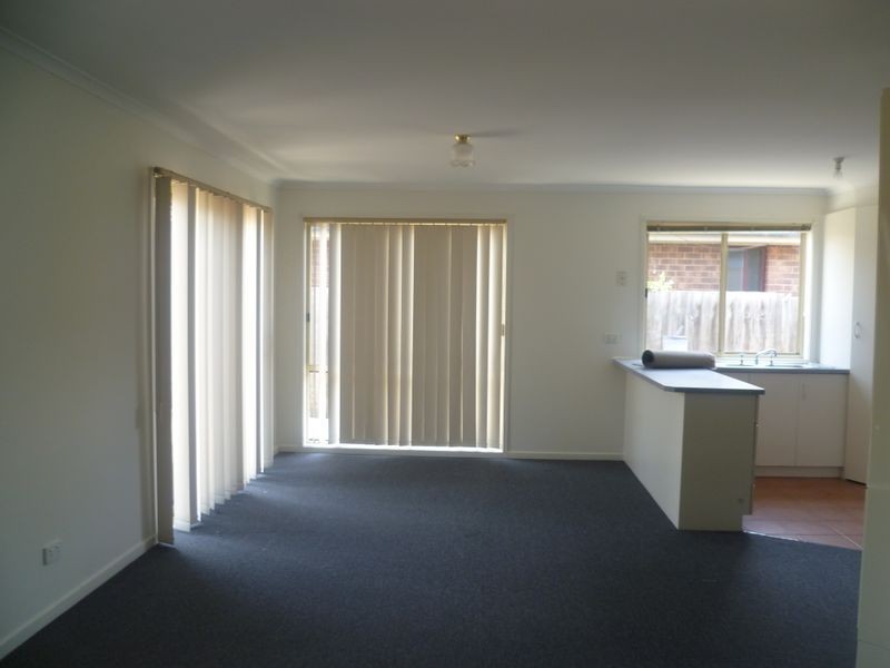 13 Milbank Place, Cranbourne VIC 3977