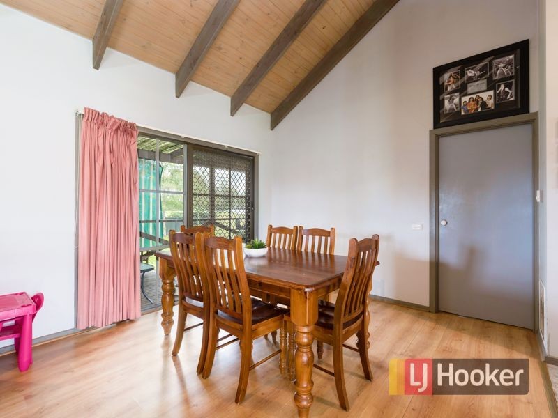 1 Lawless Drive, Cranbourne North VIC 3977