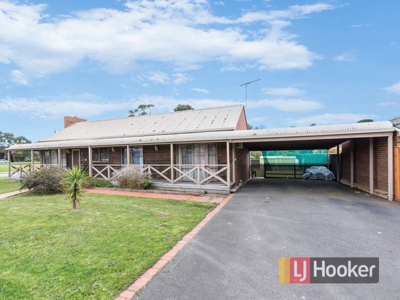 1 Lawless Drive, Cranbourne North VIC 3977
