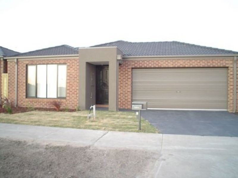 6 Boland Drive, Cranbourne VIC 3977