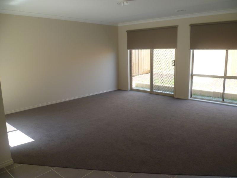 61 John Russell Road, Cranbourne VIC 3977