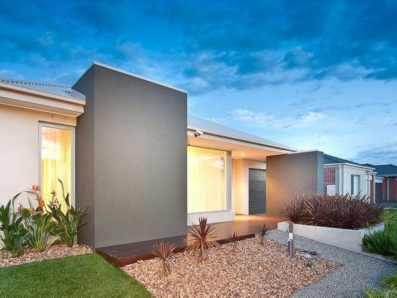 4 Kindred Avenue, Cranbourne North VIC 3977