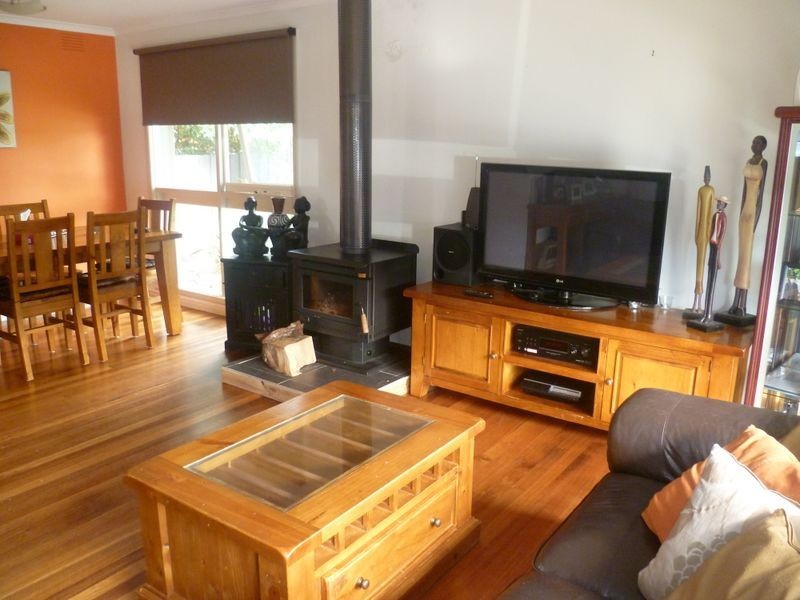 63 Cochrane Street, Cranbourne VIC 3977