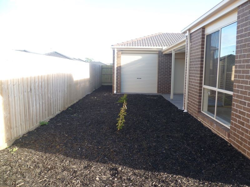 57 Pomegranate Way, Pakenham VIC 3810