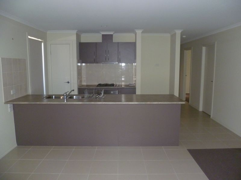 38 Algerd Way, Pakenham VIC 3810