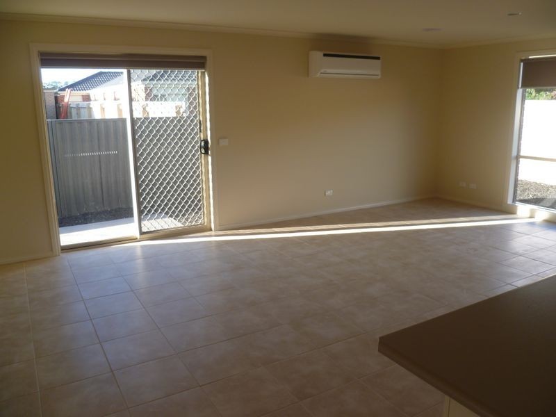 57 Pomegranate Way, Pakenham VIC 3810