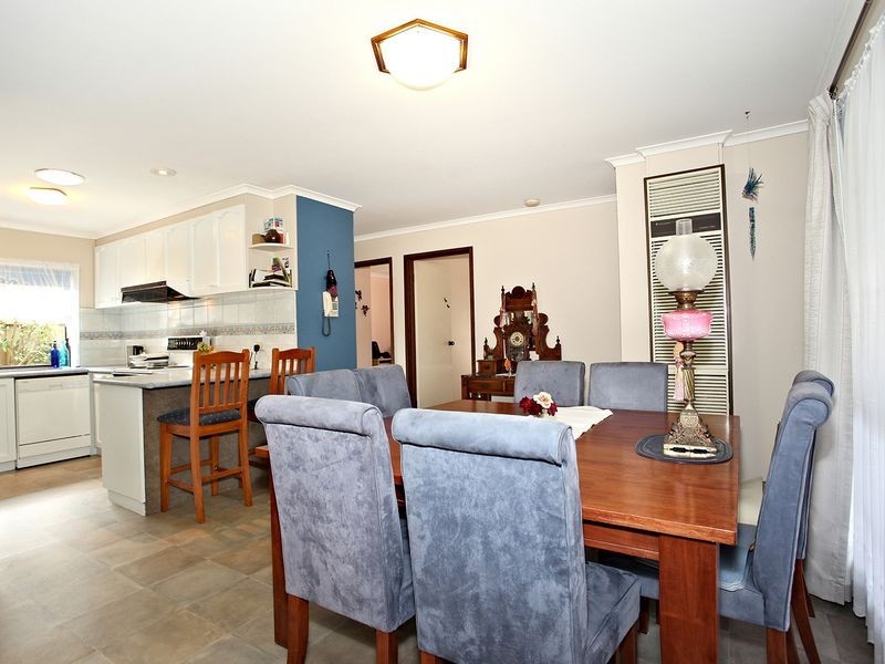 14 Cranbourne Drive, Cranbourne VIC 3977