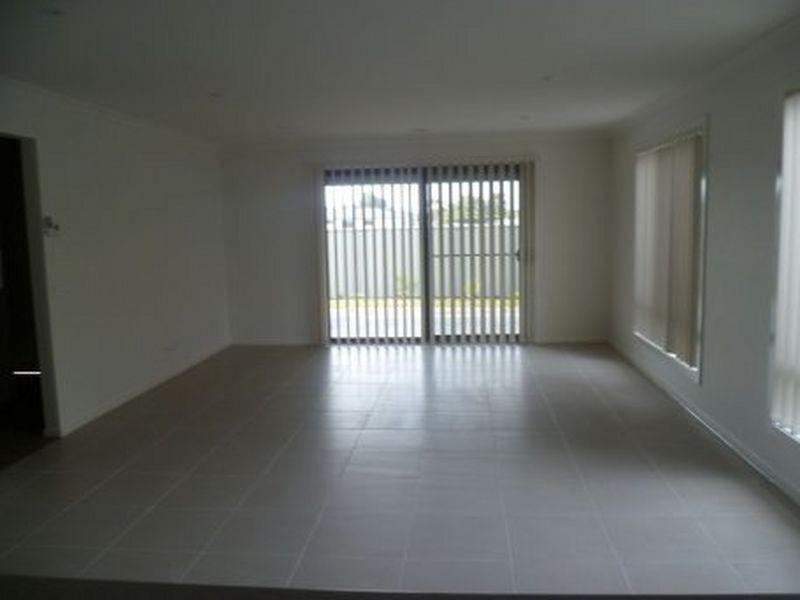 28 Archers Field Drive, Cranbourne VIC 3977