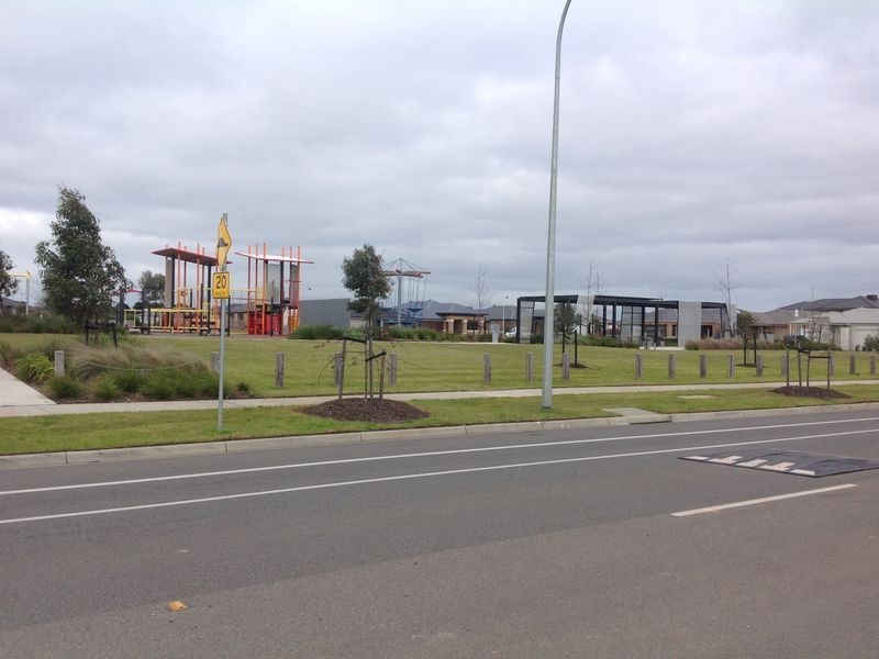 4 Sawgrass Way, Cranbourne VIC 3977