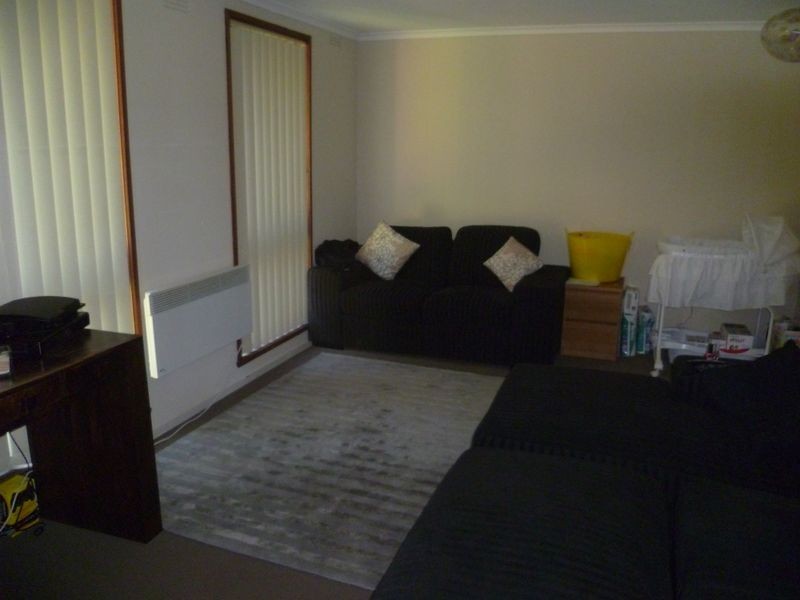 1/7 Banks Road, Cranbourne VIC 3977