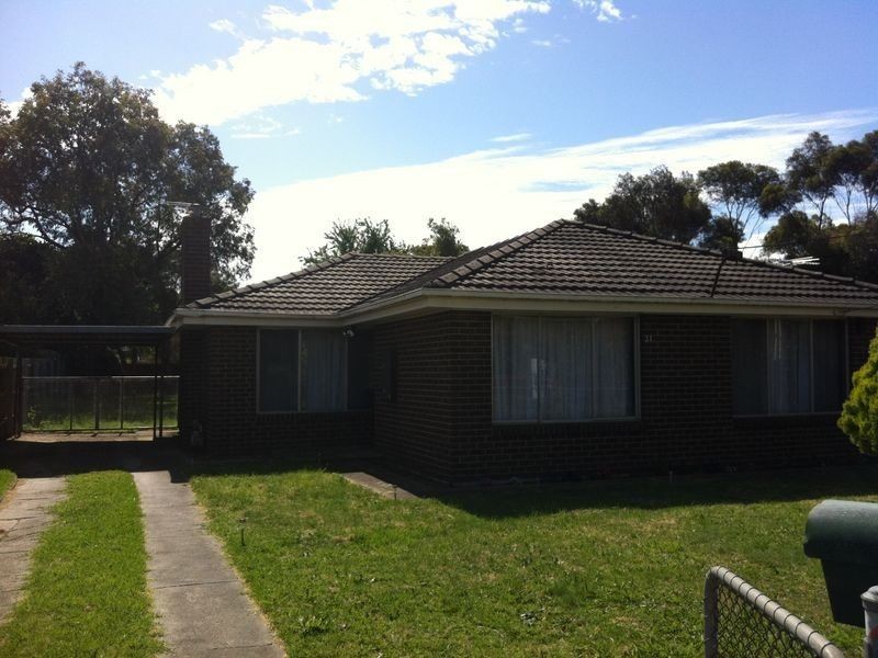 21 Lurline  Street, Cranbourne VIC 3977