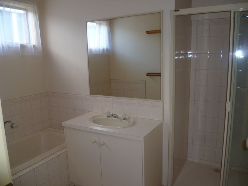 14 Linda Drive, Cranbourne VIC 3977