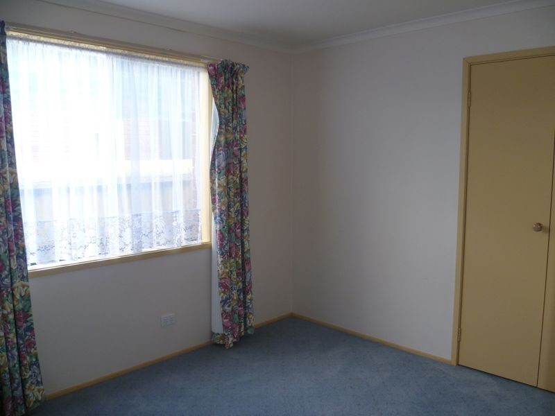 14 Linda Drive, Cranbourne VIC 3977