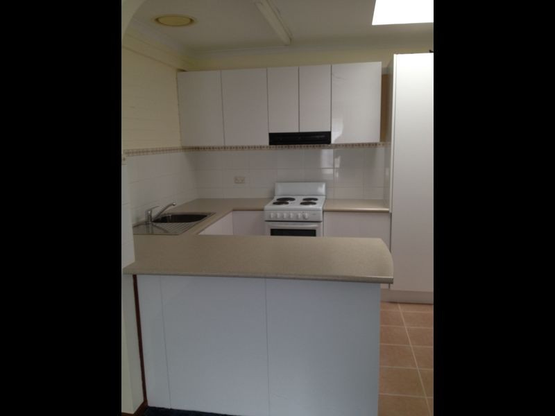 2/32 Childers Street, Cranbourne VIC 3977