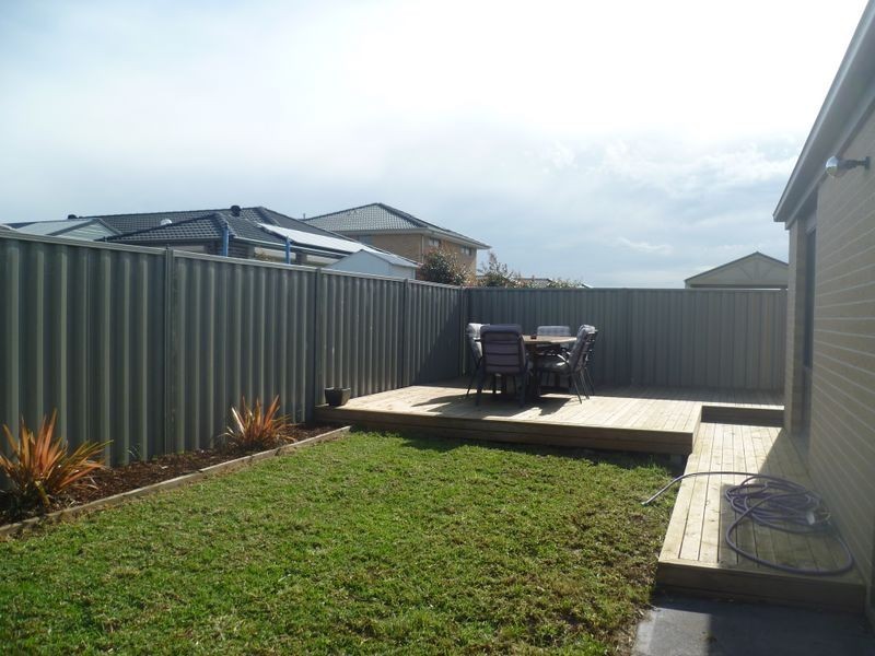 7 Statesman Circuit, Cranbourne VIC 3977