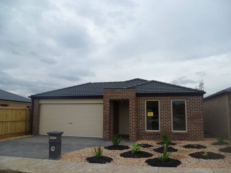 6 Forelle Way, Cranbourne VIC 3977