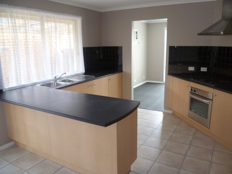 56 Bernborough Avenue, Cranbourne VIC 3977