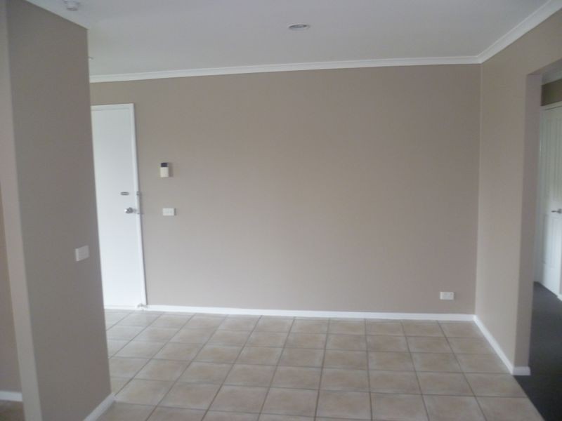 56 Bernborough Avenue, Cranbourne VIC 3977