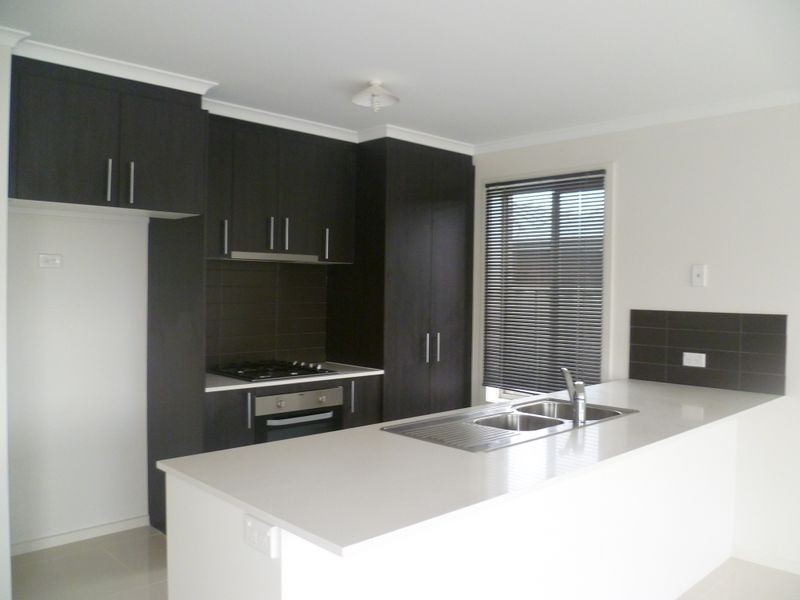 4 Tankard Drive, Cranbourne VIC 3977