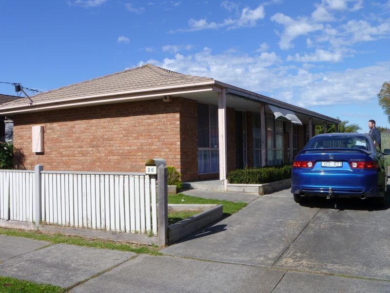 20 Allemby Drive, Cranbourne VIC 3977