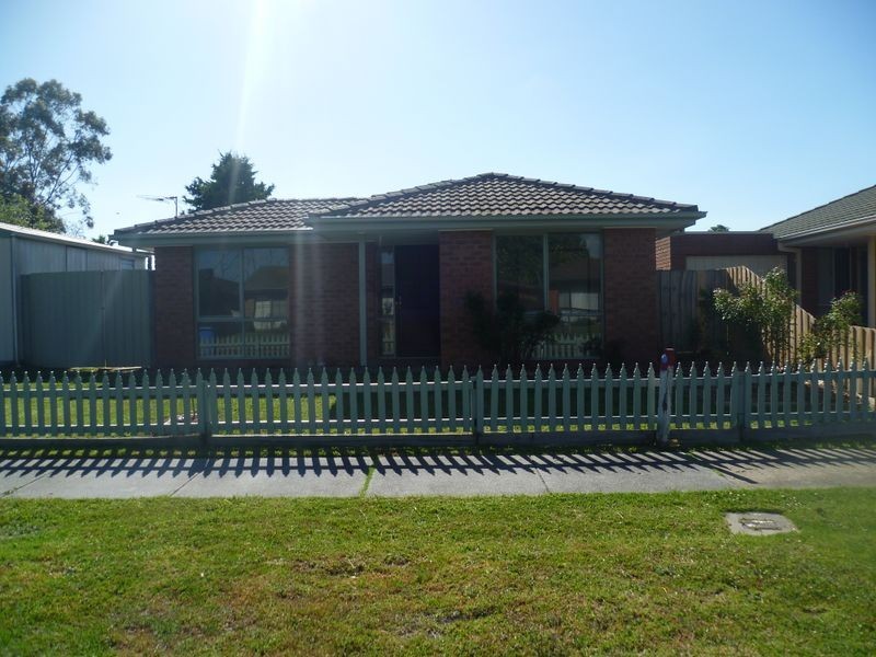 13 Rachael Drive, Cranbourne VIC 3977