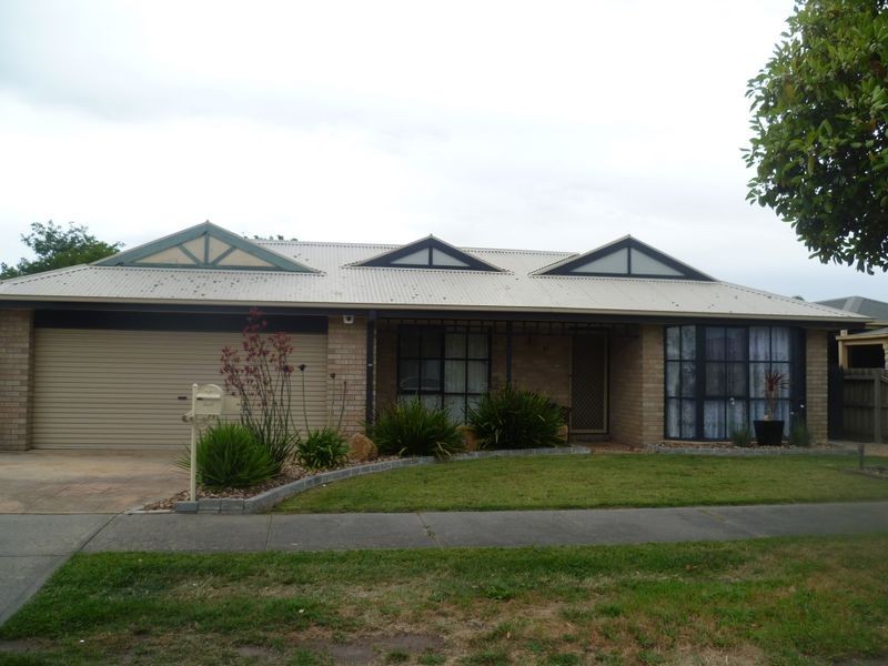 59 Hamilton Drive, Cranbourne VIC 3977