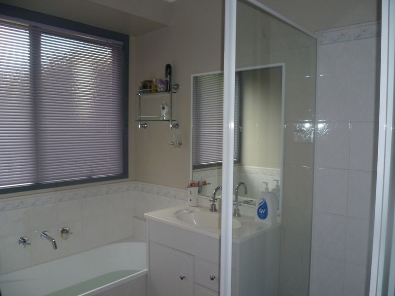 59 Hamilton Drive, Cranbourne VIC 3977