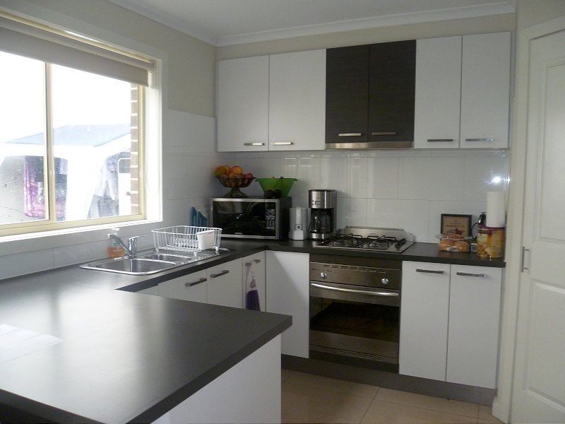 2/5 Gordon Street, Cranbourne VIC 3977