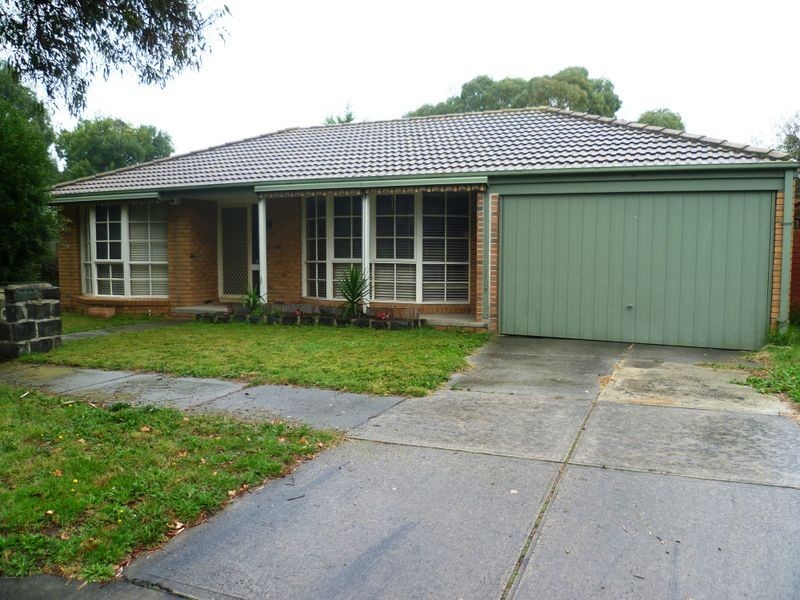 7 Phillip Court, Cranbourne VIC 3977