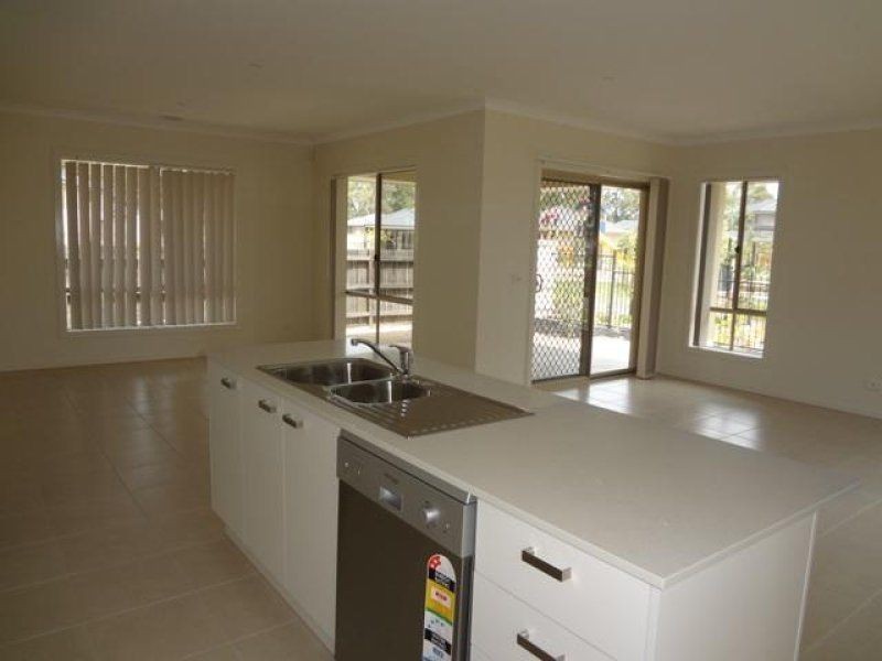 1437 Normanby Chase, Sandhurst VIC 3977