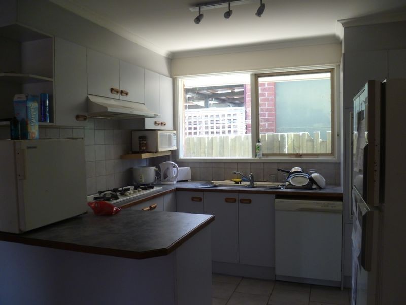 20 Broome Crescent, Cranbourne VIC 3977