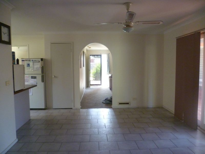 20 Broome Crescent, Cranbourne VIC 3977