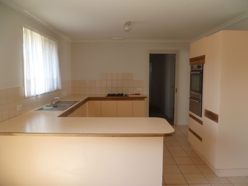 7/4 Blueberry Close, Cranbourne VIC 3977