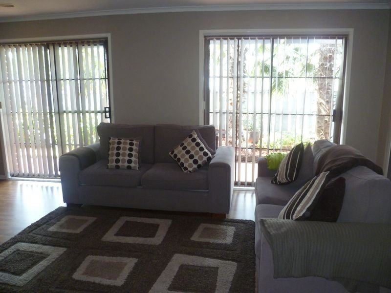 6 Orlit Close, Cranbourne VIC 3977
