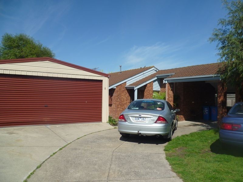 8 Craigton Court, Cranbourne VIC 3977