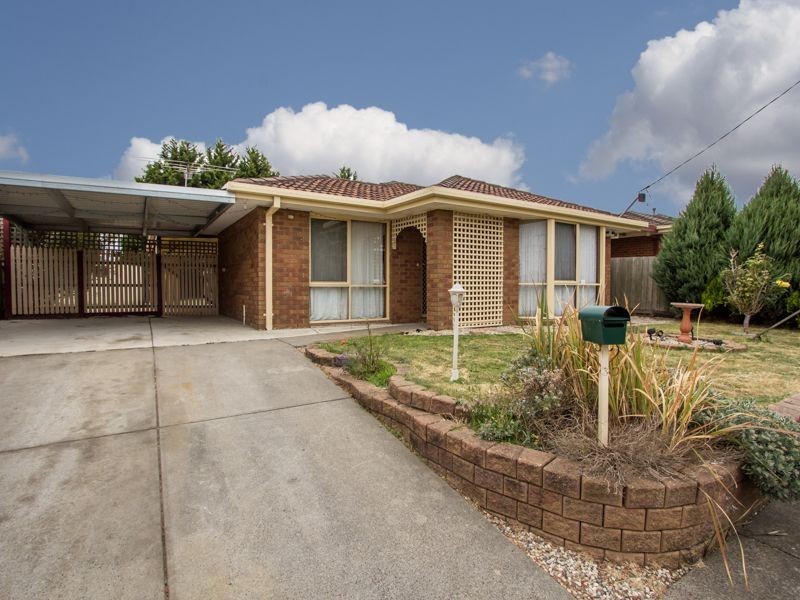 3 Bates Street, Cranbourne VIC 3977