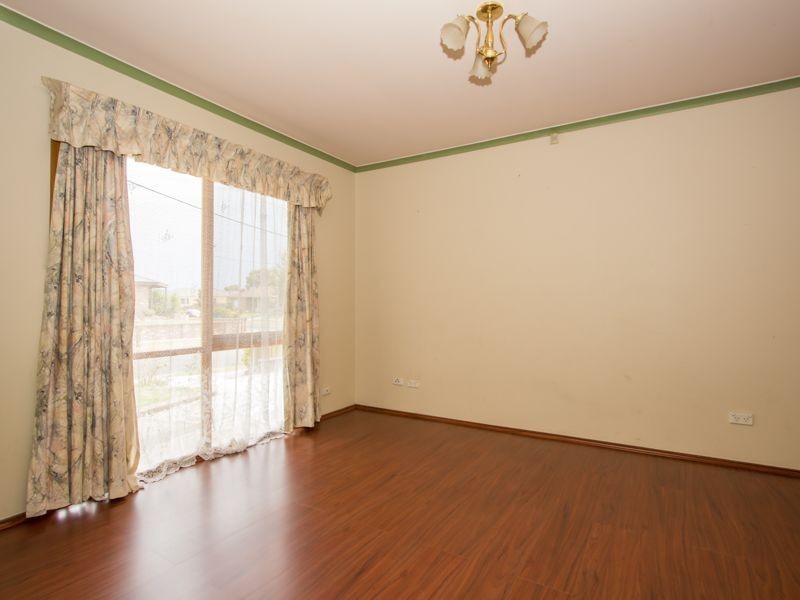 3 Bates Street, Cranbourne VIC 3977